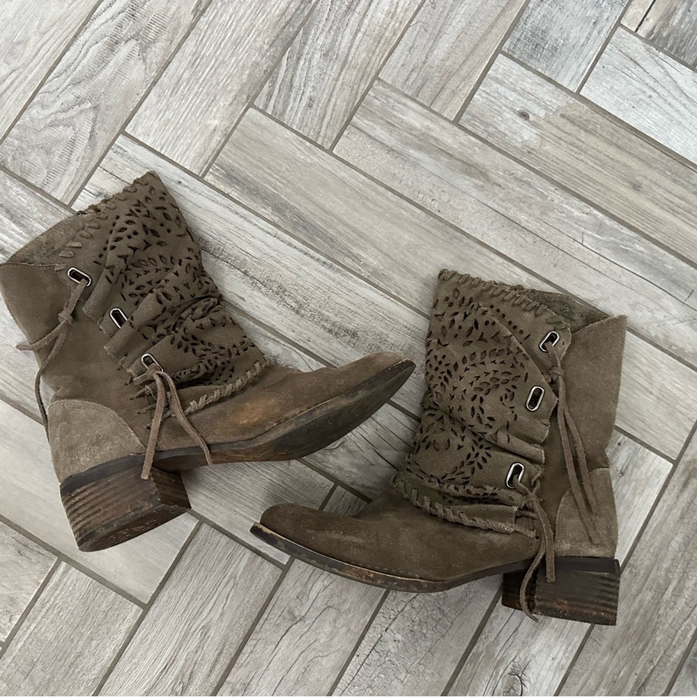 Leather boots